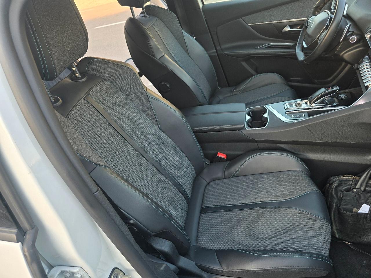 Peugeot 5008 BlueHDi 130 S&S EAT8 GT
