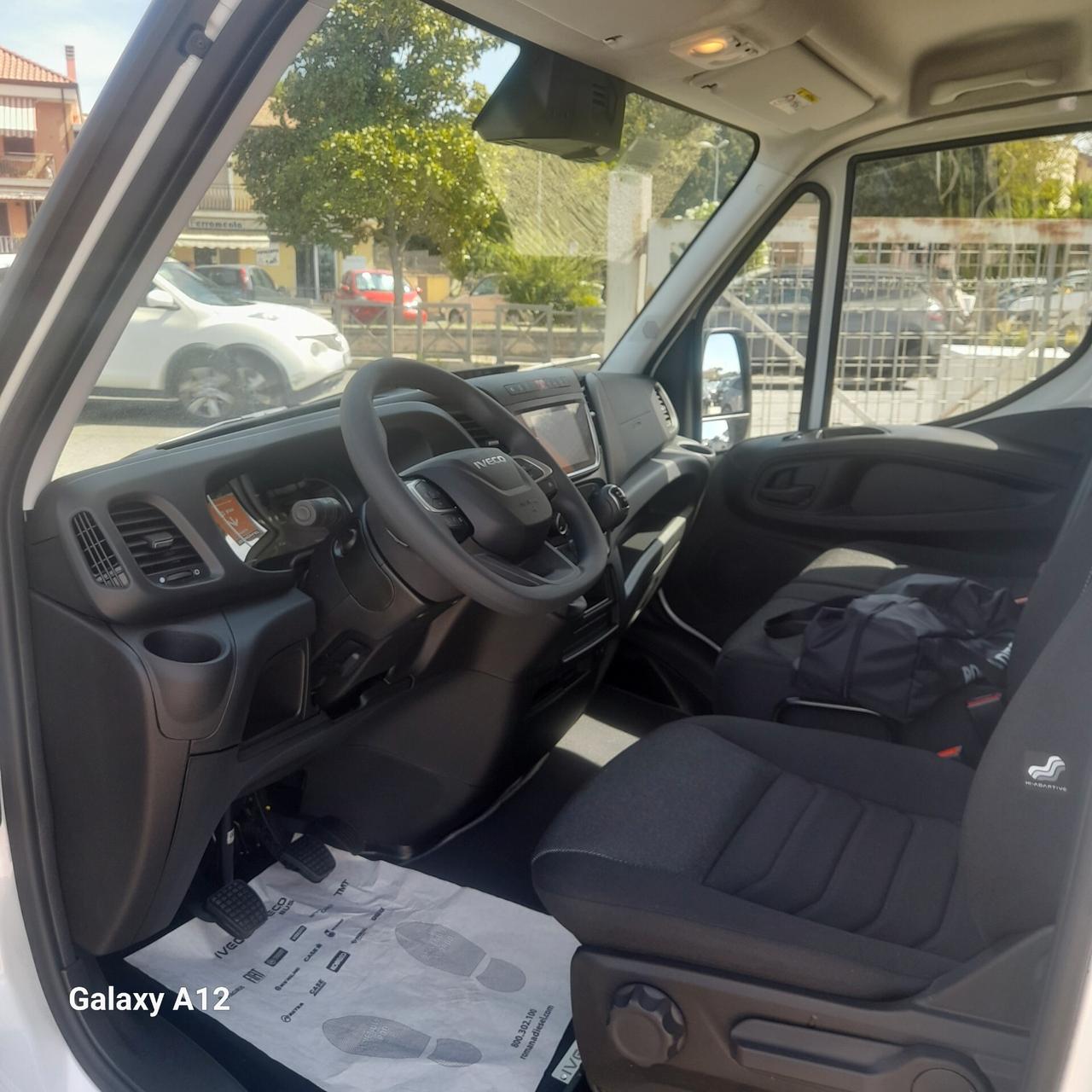 Iveco Daily 35S12V 2.3 HPT PM-TN Furgone
