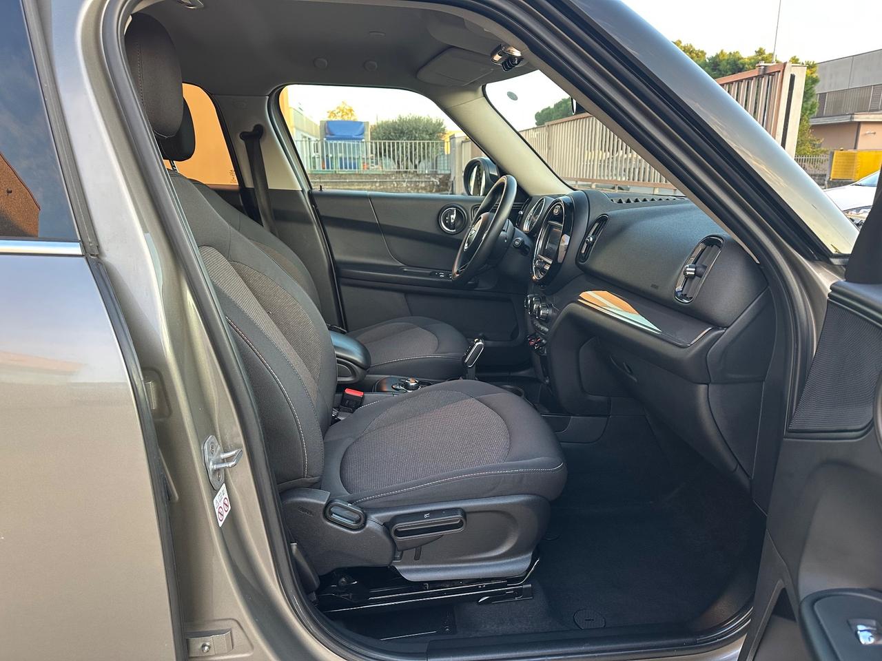 Mini Cooper Countryman 2.0 D Business ALL4 Automatica