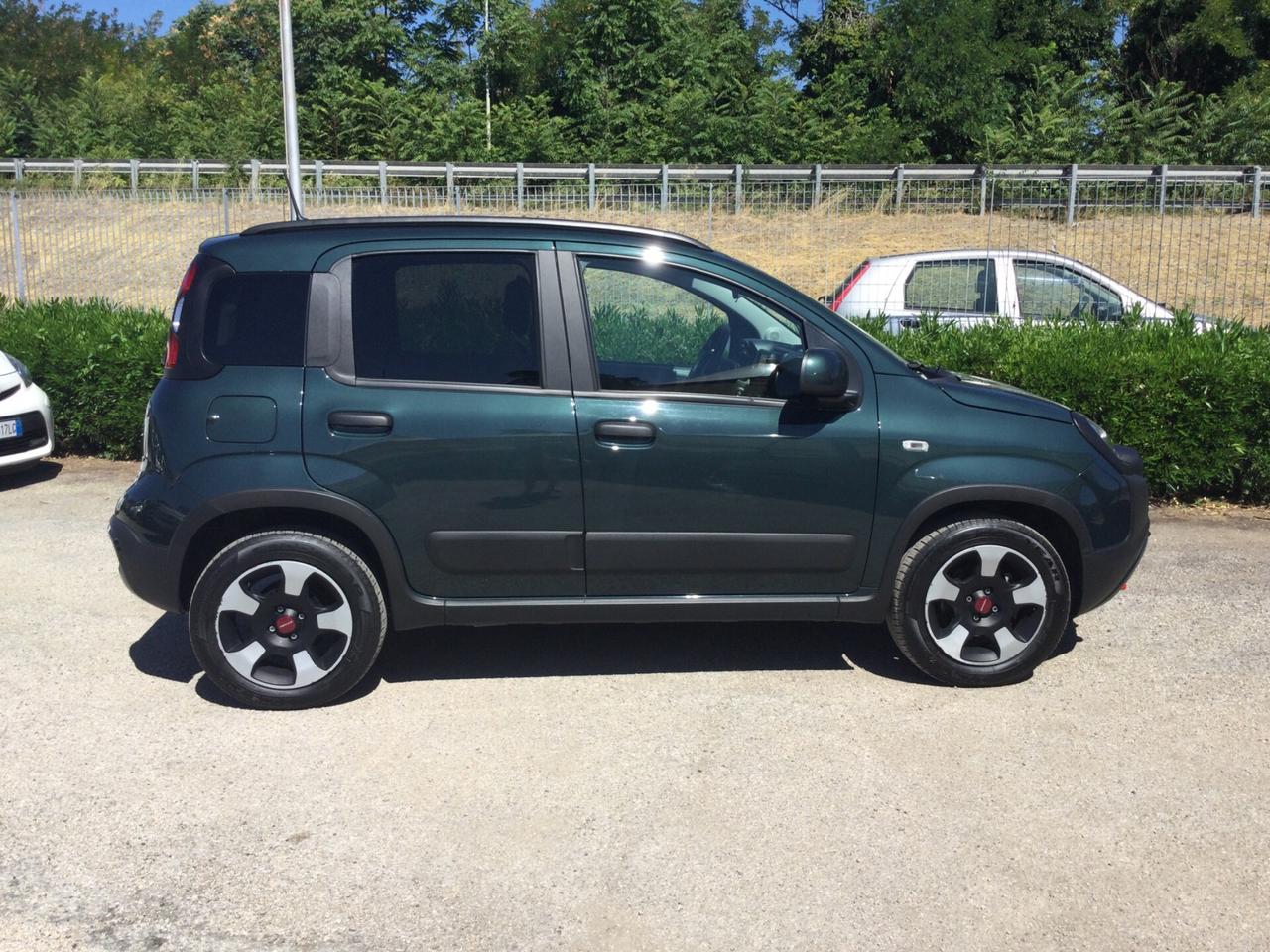 Fiat Panda Cross 1.0 70Cv firefly hybrid 5 Posti