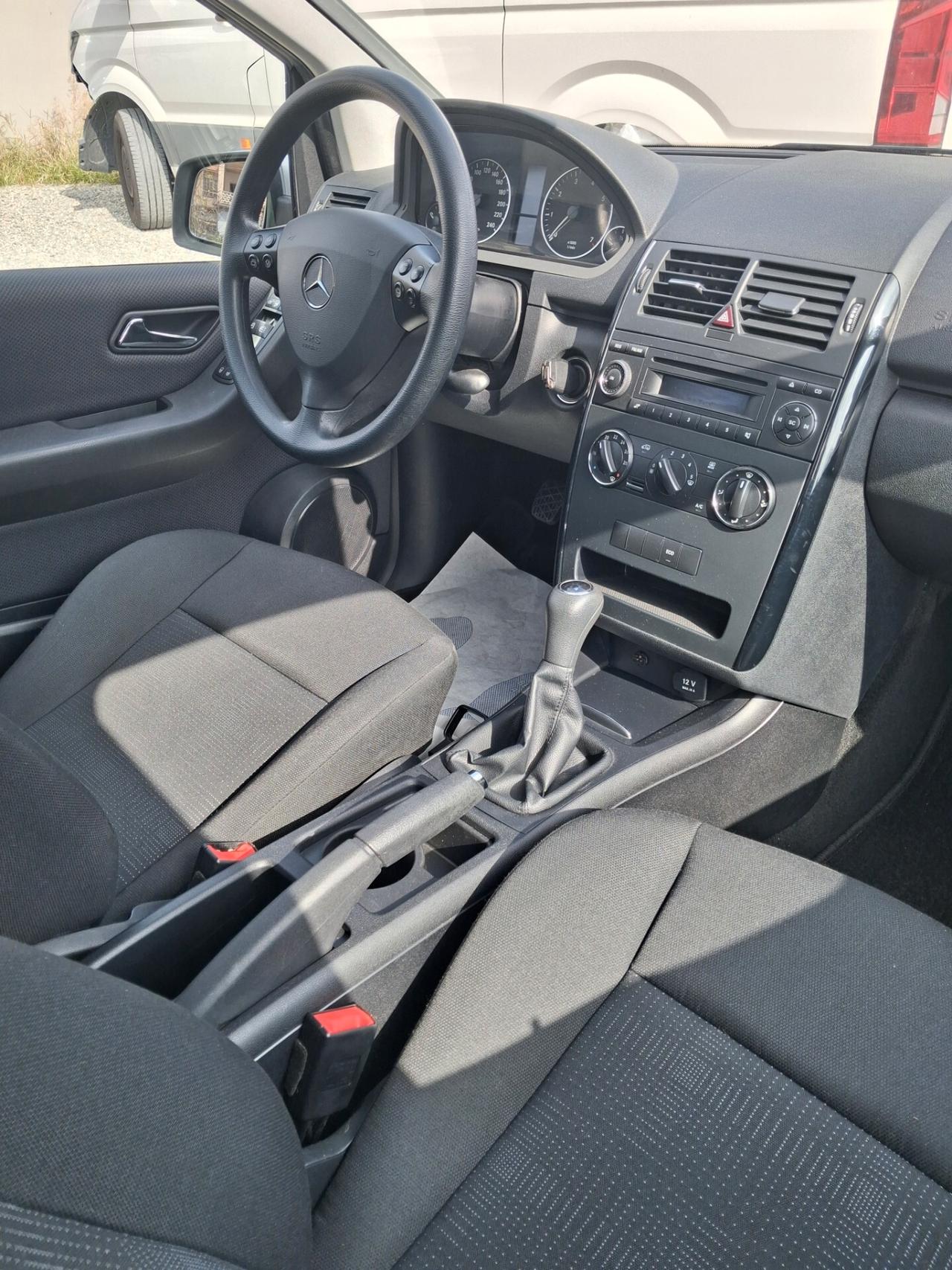 Mercedes-benz A 160 BlueEFFICIENCY Executive