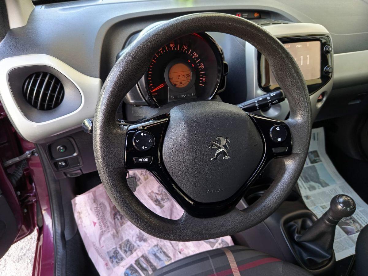 PEUGEOT 108 PureTech 82 5p. Allure 2015