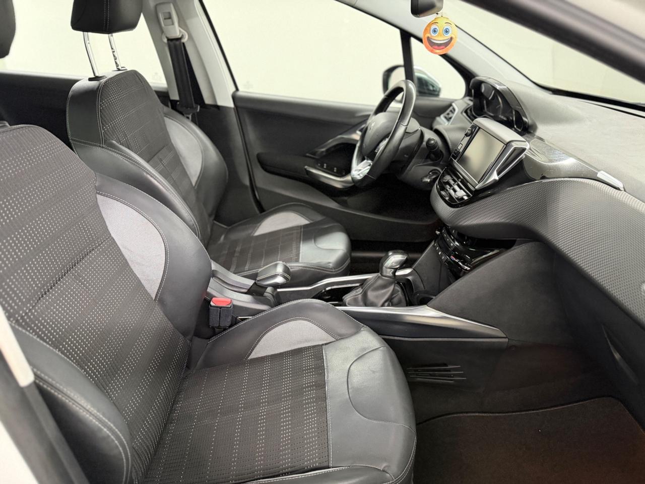 PEUGEOT 2008 (anno 2014)