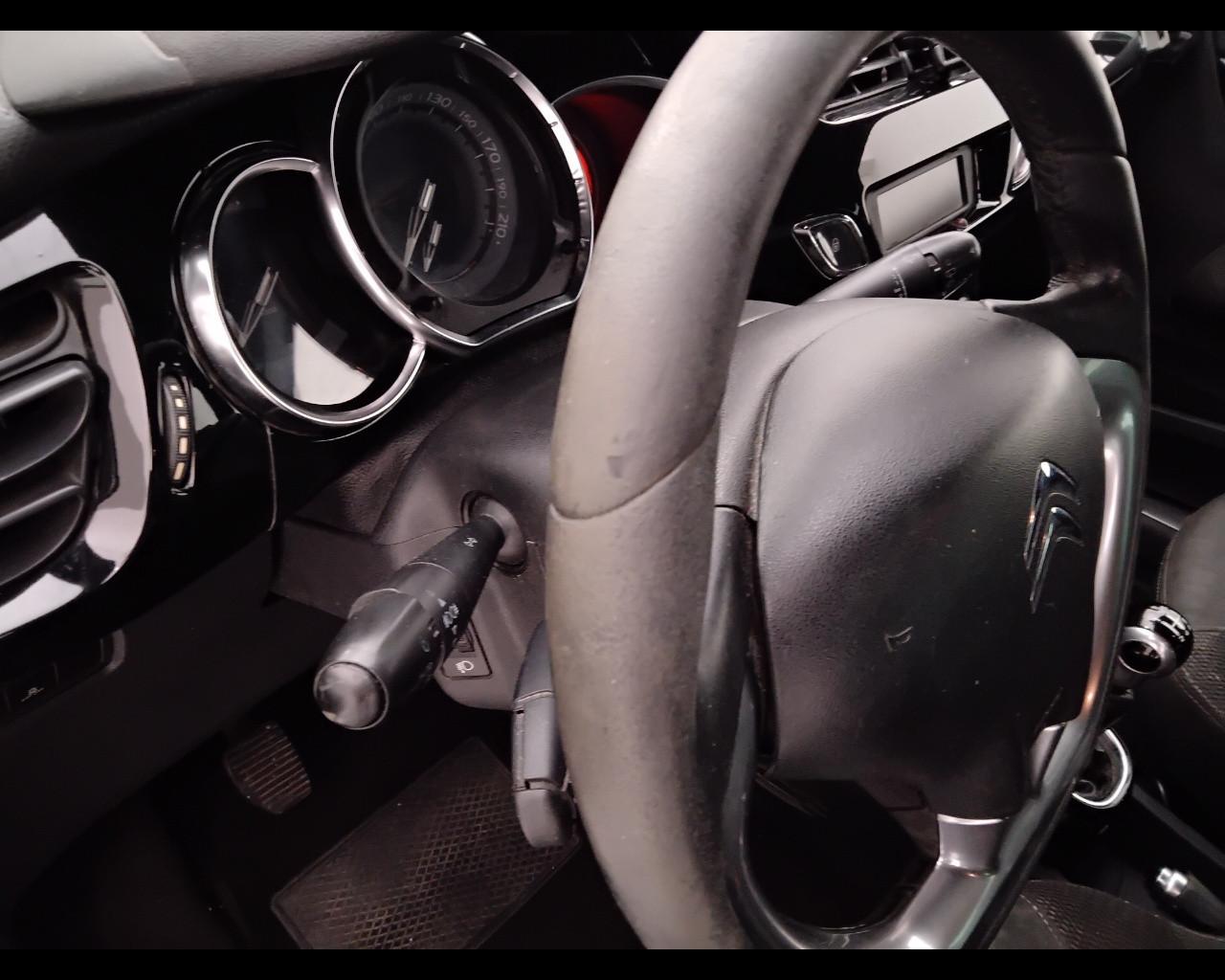 CITROEN DS3 - DS3 1.6 hdi So Chic 92cv