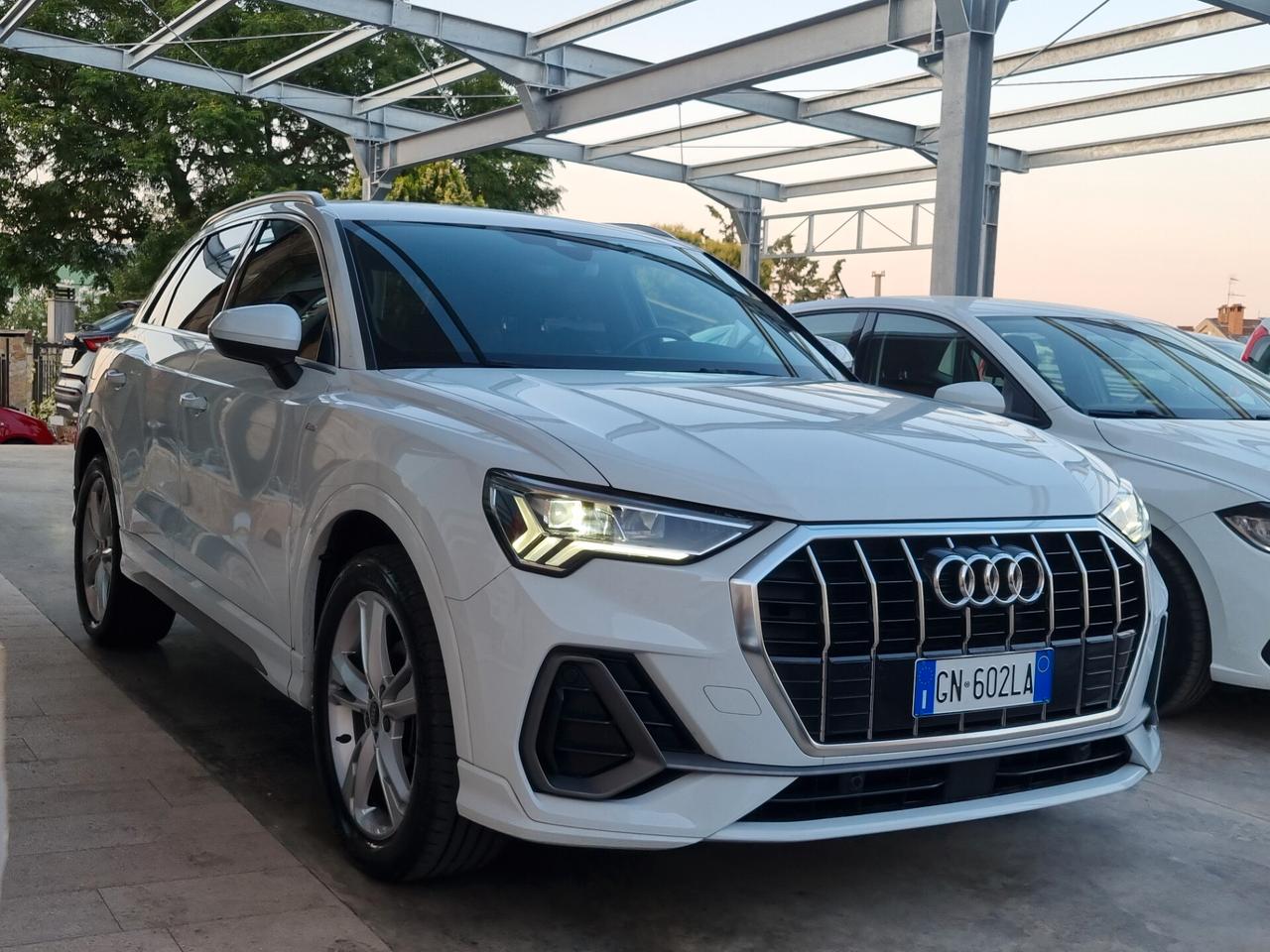 Audi Q3 II 2018 35 2.0 tdi S line edition s-tronic