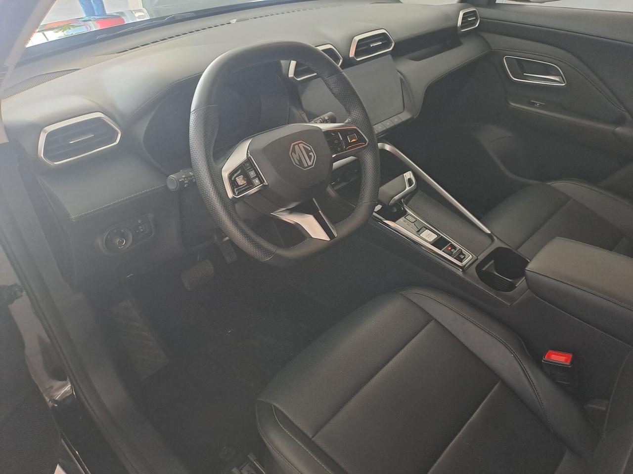 Mg ZS 1.5 Hybrid+ Luxury km 17403 garanzia 7 anni