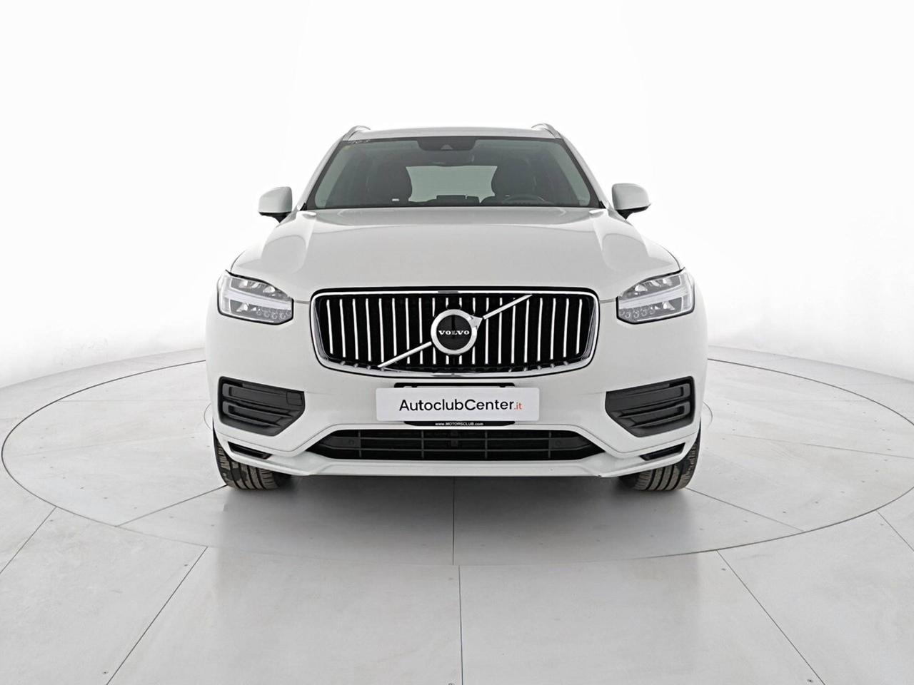 Volvo XC90 2.0 b5 Momentum Pro awd