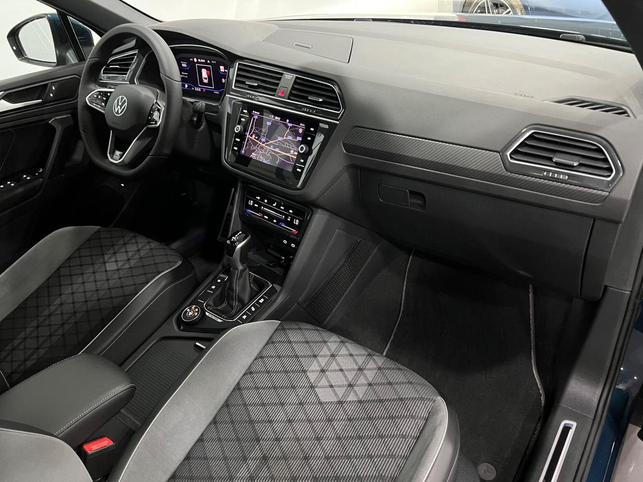 Volkswagen Tiguan 2.0 TDI DSG R-Line 4 Motion