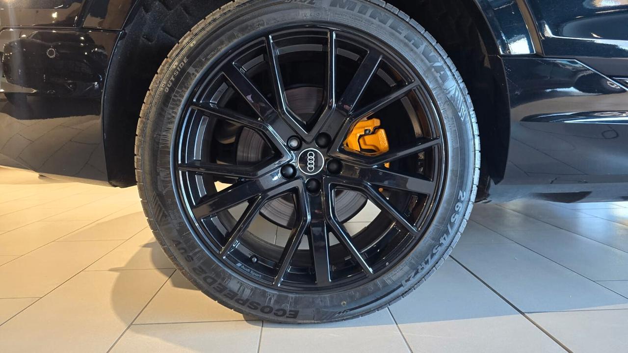 Audi Q8 e-tron SPB 55 quattro