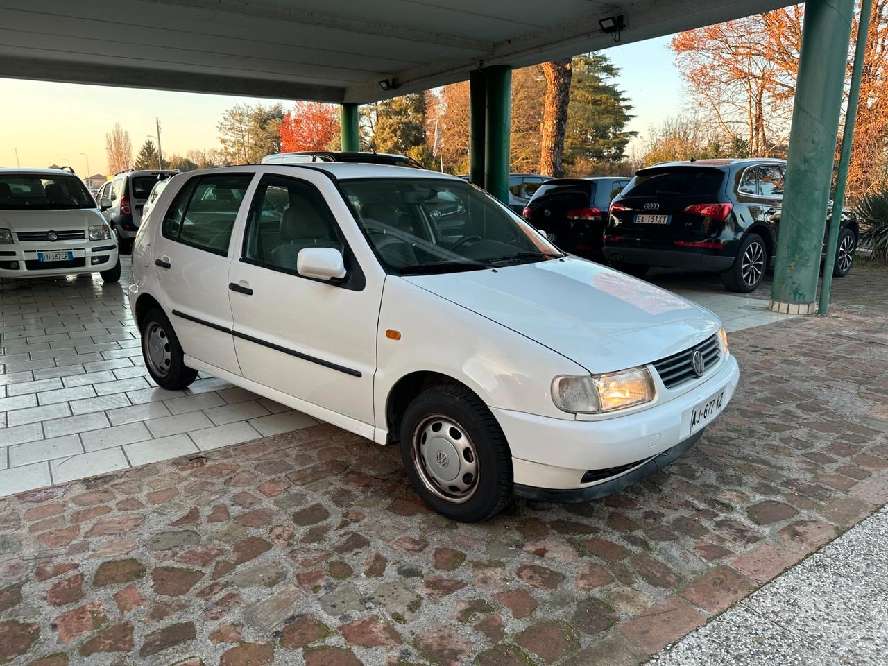 Volkswagen Polo 1.0 METANO (12 RATE)
