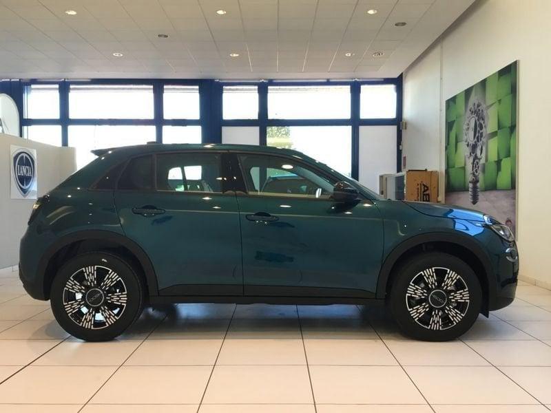 FIAT 600 600 Hybrid 145 CV DCT MHEV Icon MY24 + EXTRA