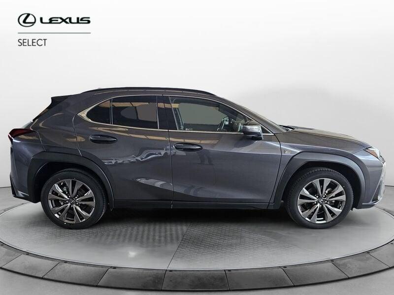 Lexus UX Hybrid Design