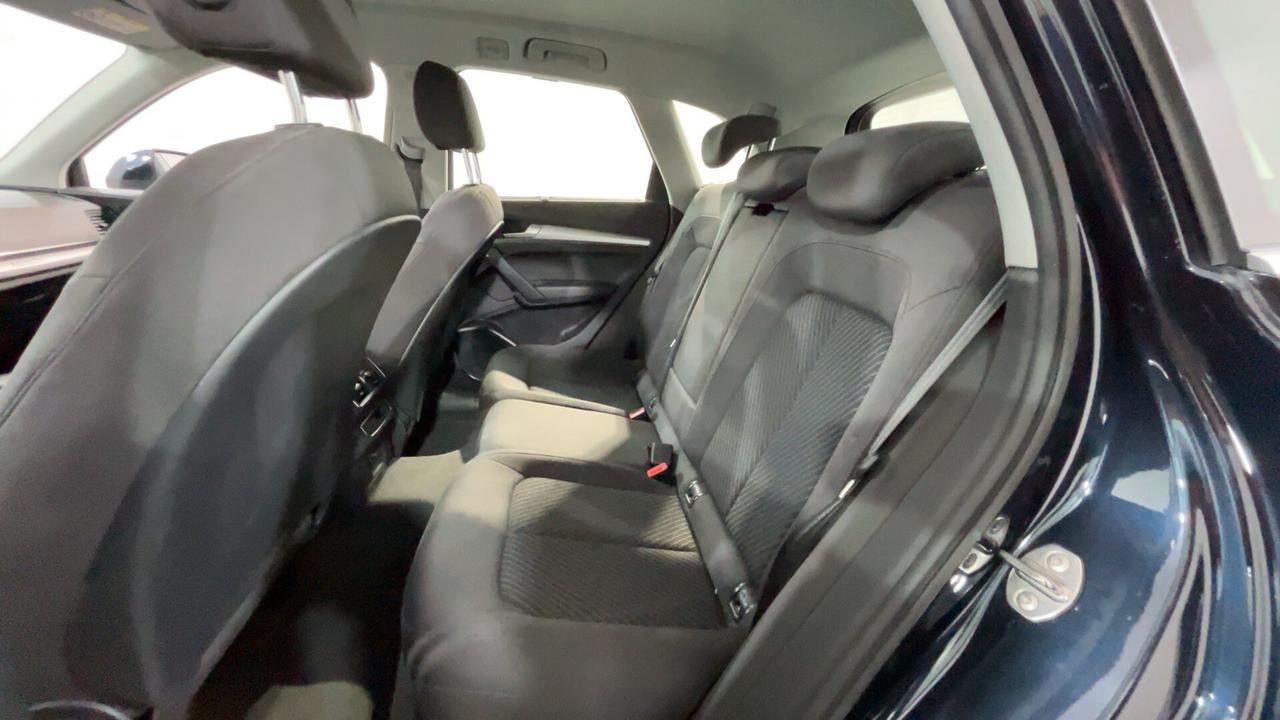 Audi Q5 2.0 TDI quattro S tronic Business