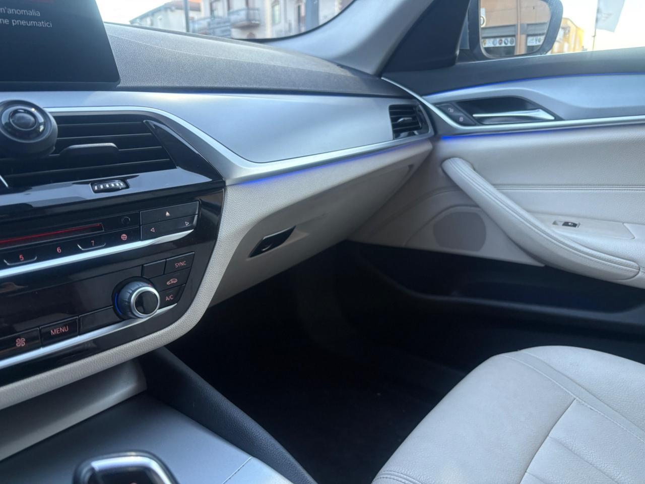 Bmw 520 520d aut. Touring Luxury