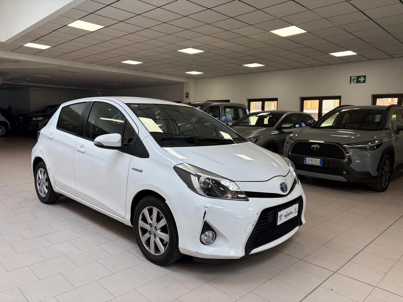 Toyota Yaris 5p 1.5h Lounge