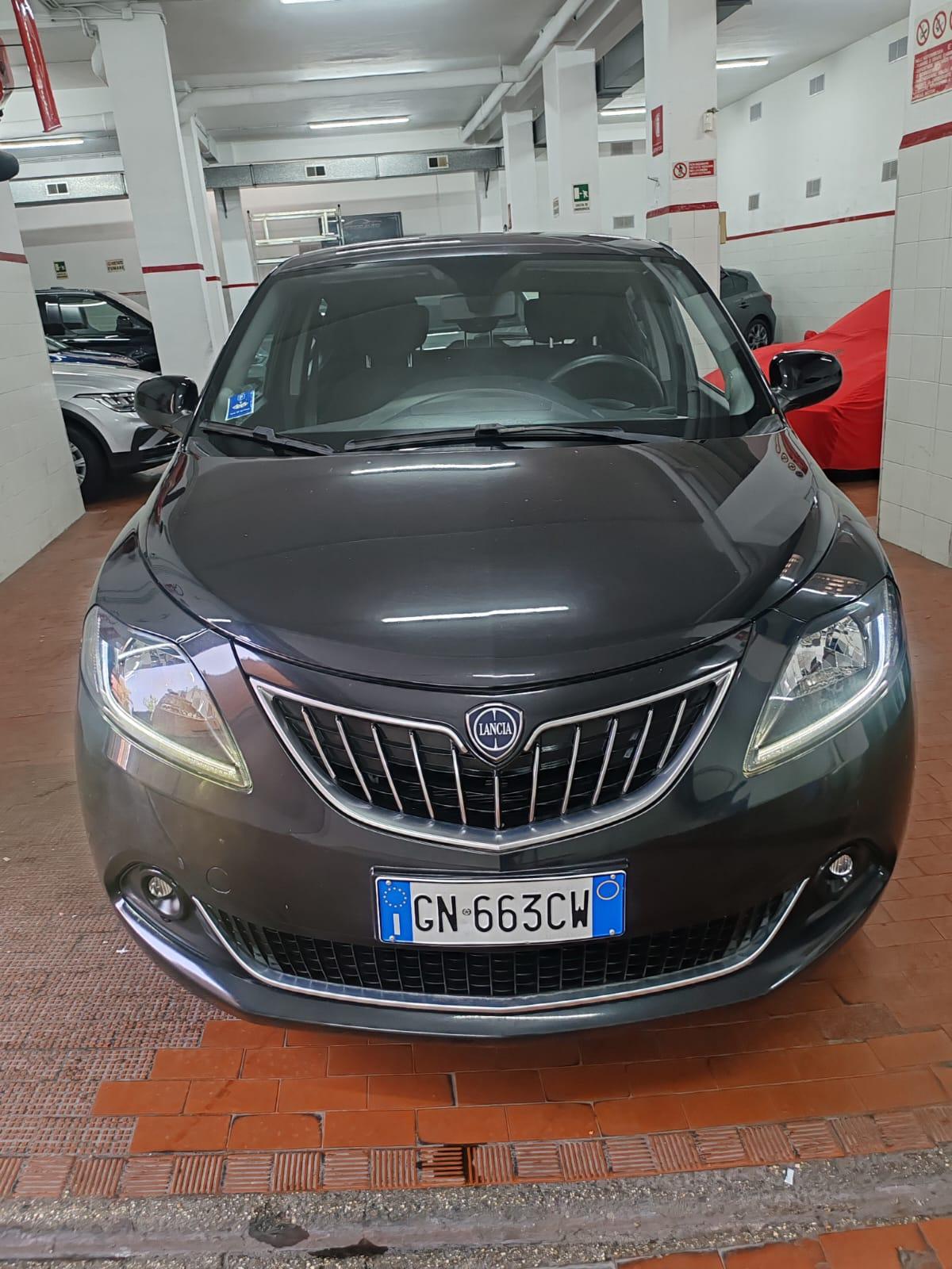 Lancia Ypsilon 1.0 firefly hybrid Gold s&s 70cv 5p.ti