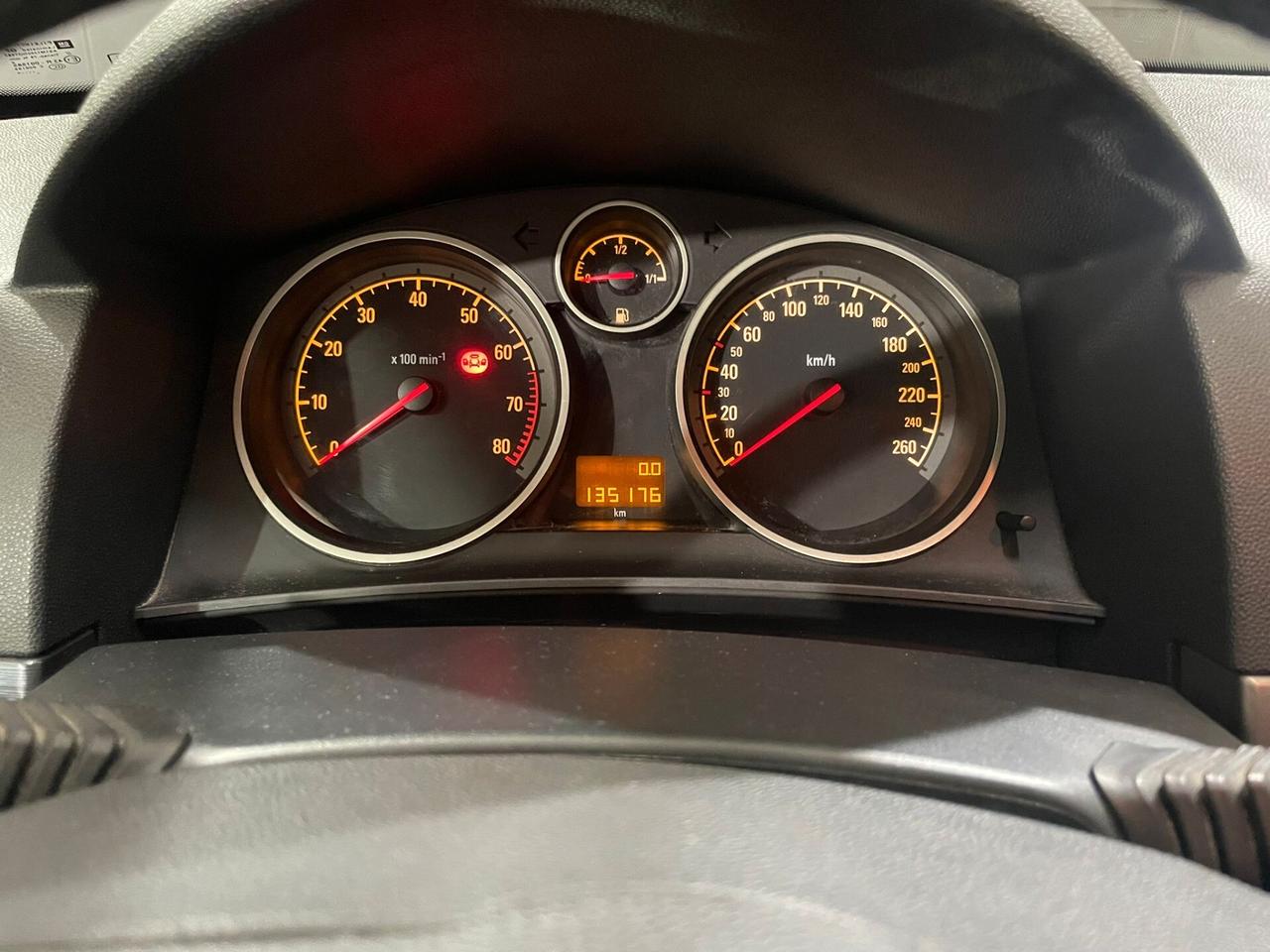 Opel Astra 1.4 16V Twinport 5 porte Enjoy