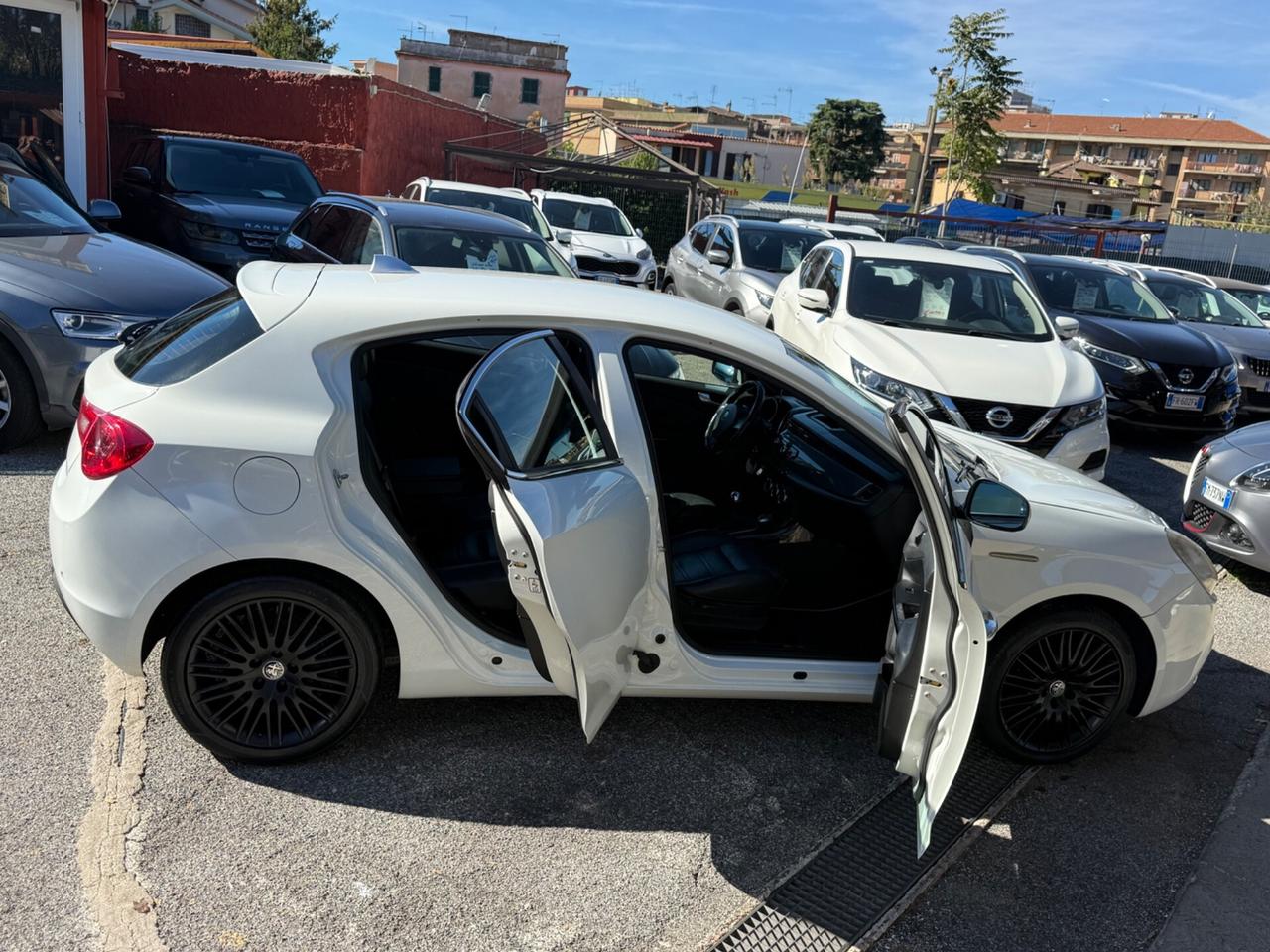 Giulietta 1.6 JTDm 105 CV Exclusive-pelle-Navi-perfetta