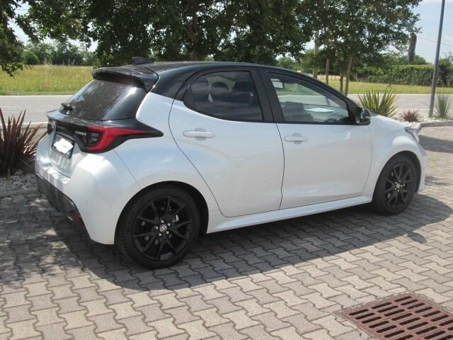 Toyota Yaris 1.5 Hybrid 5 porte Premiere