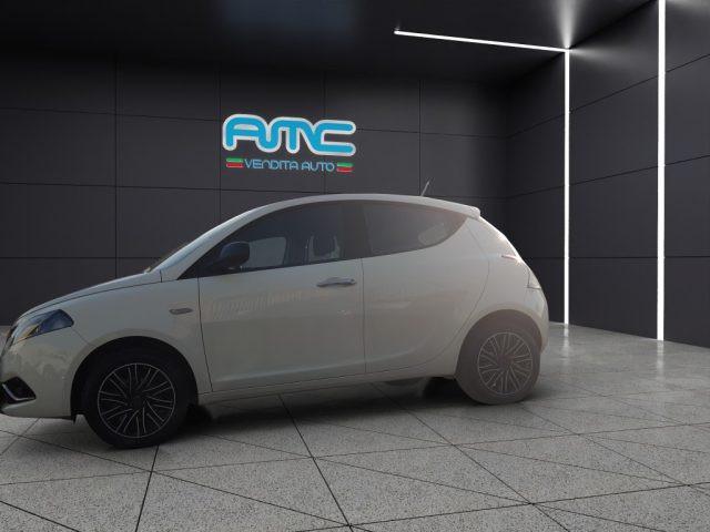 LANCIA Ypsilon 1.0 FireFly 5 porte S&S Hybrid Alberta Ferretti