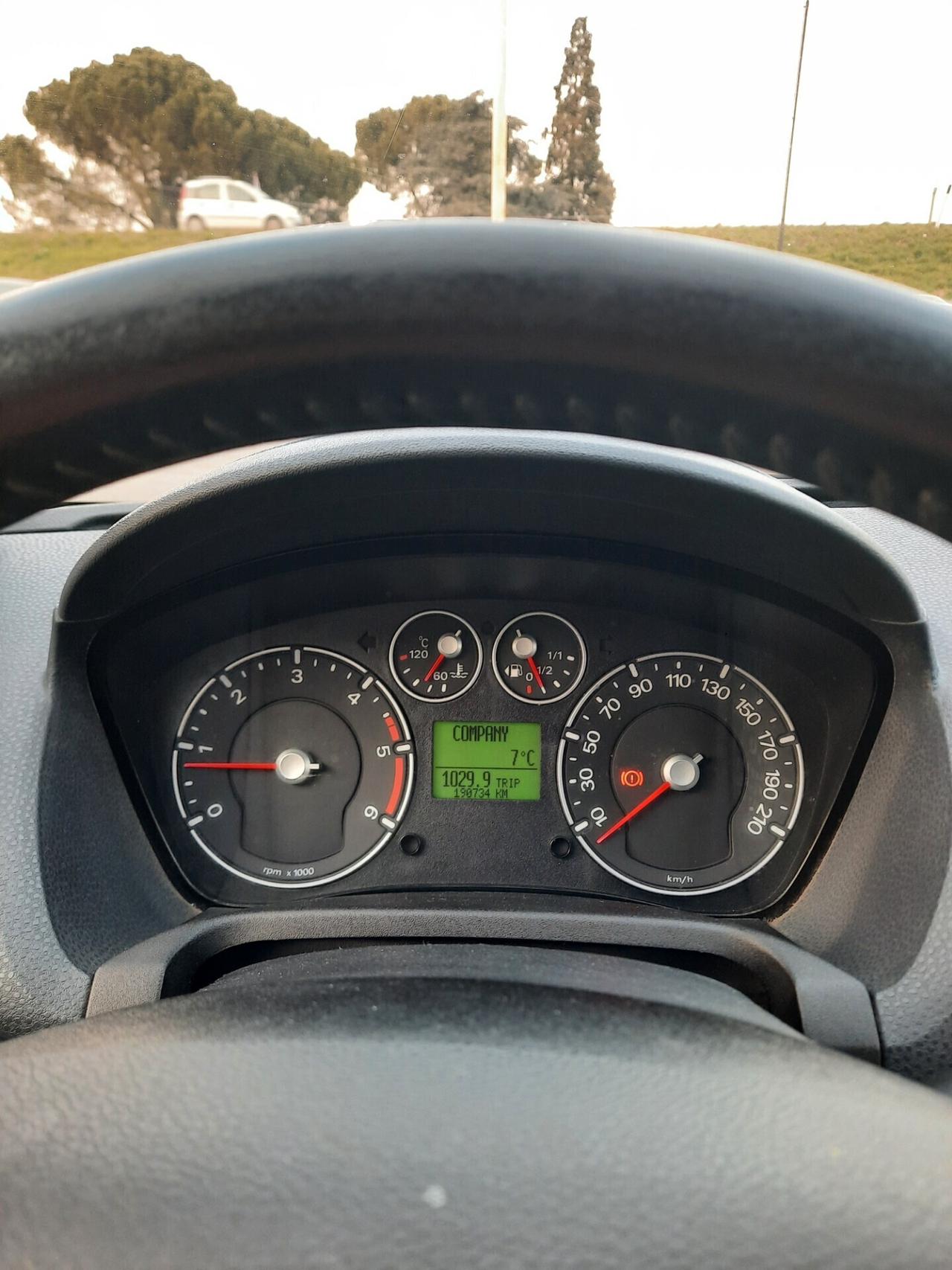 Ford Fiesta 1.4 TDCi 5p. Ghia UNICO.PRO