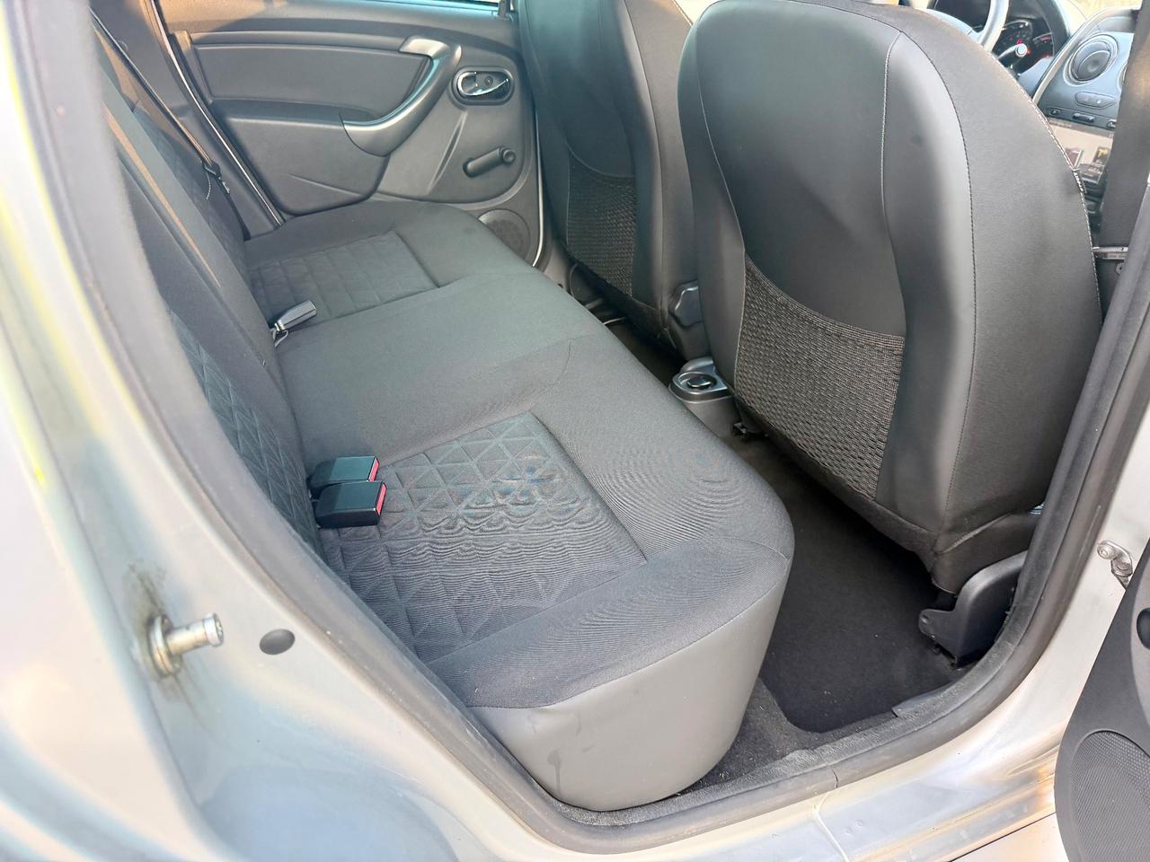 Dacia Duster 1.5dci 2015 79.000km per neopatentati