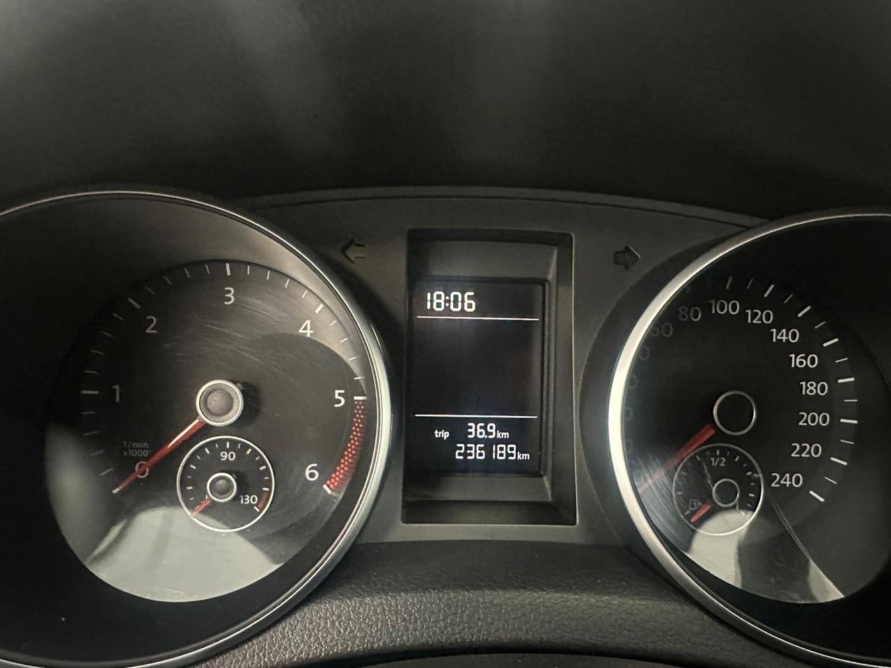 Volkswagen Golf 1.6 TDI DPF 5p. Highline
