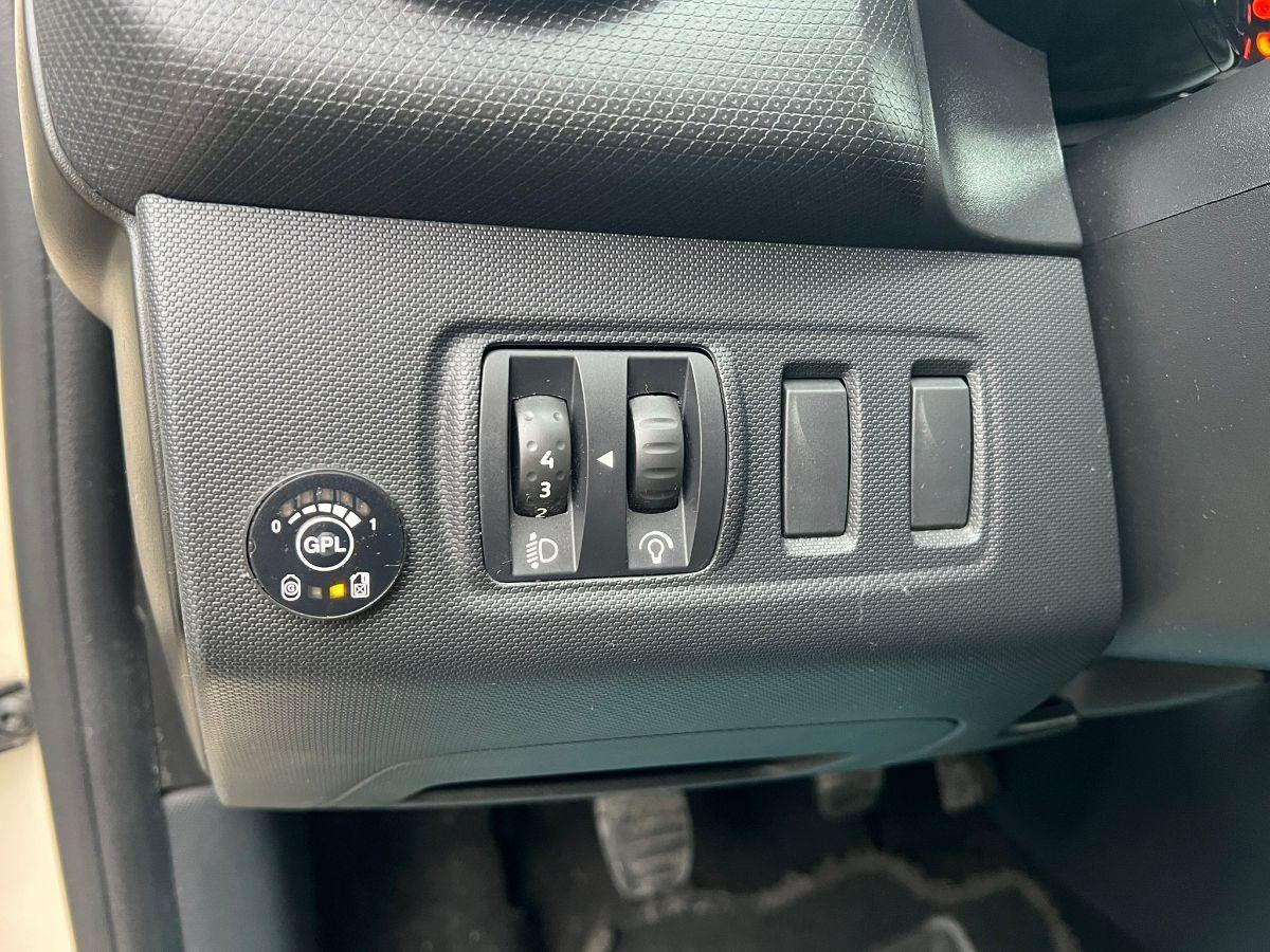 RENAULT - Clio - 1.2 75 CV GPL 5p. Wave