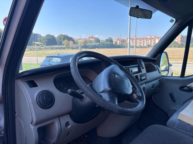 RENAULT Master T28/100 2.5 dCi PC Cabinato Confort