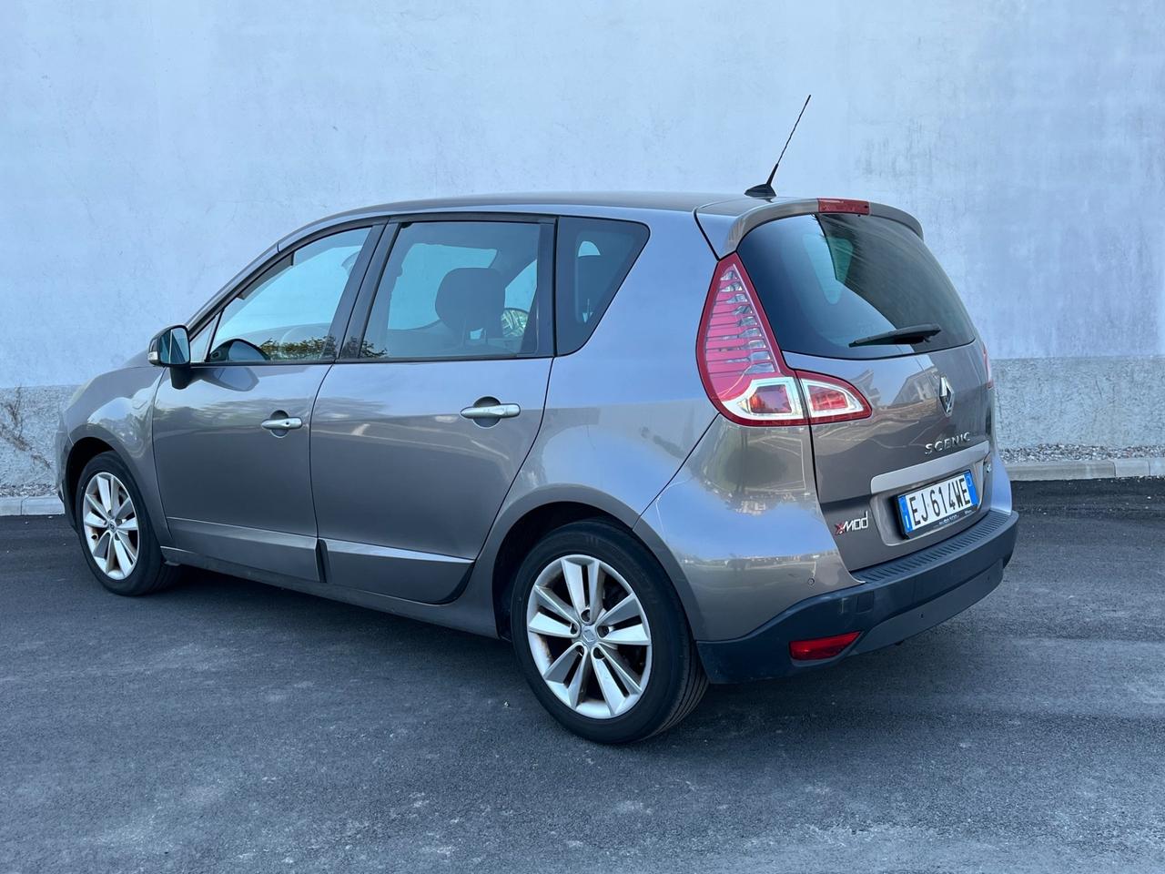 Renault Scenic Scénic X-Mod 1.9 dCi 130CV Luxe