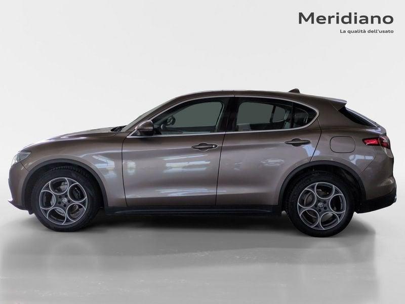 Alfa Romeo Stelvio 2.2 Turbo Diesel 180CV AT8 RWD Executive