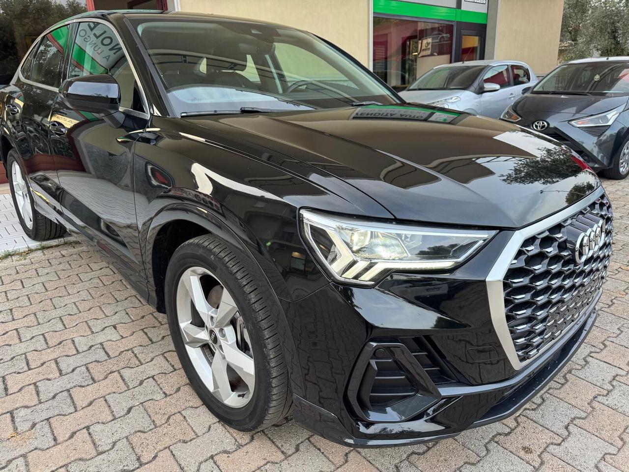 Audi Q3 SPB 45 TFSI e S tronic Business Plus