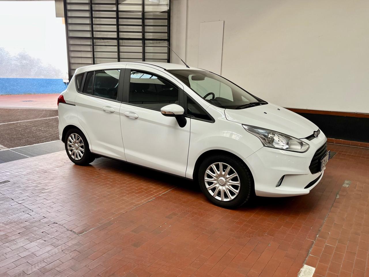 Ford B-Max GPL 1.4 90 CV Business Titanium