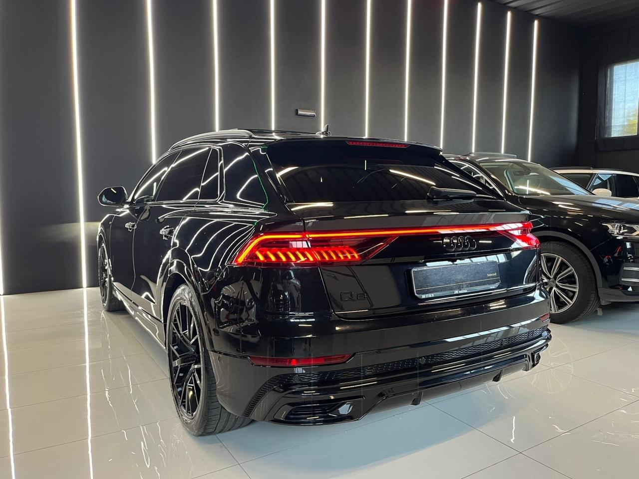 Audi Q8 50 TDI 286 CV quattro tiptronic S-Line TETTO FULL OPTIONAL IVA DEDUCIBILE