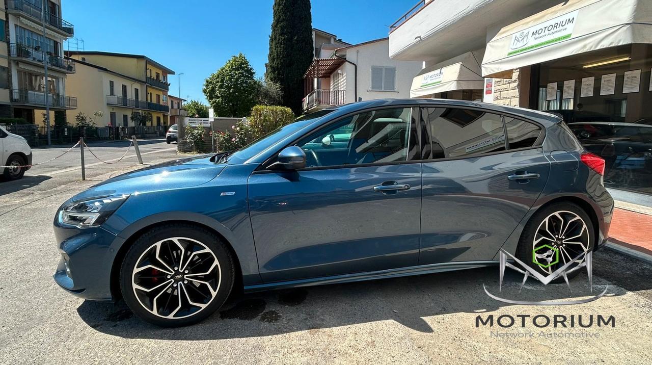Ford Focus ST-LINE