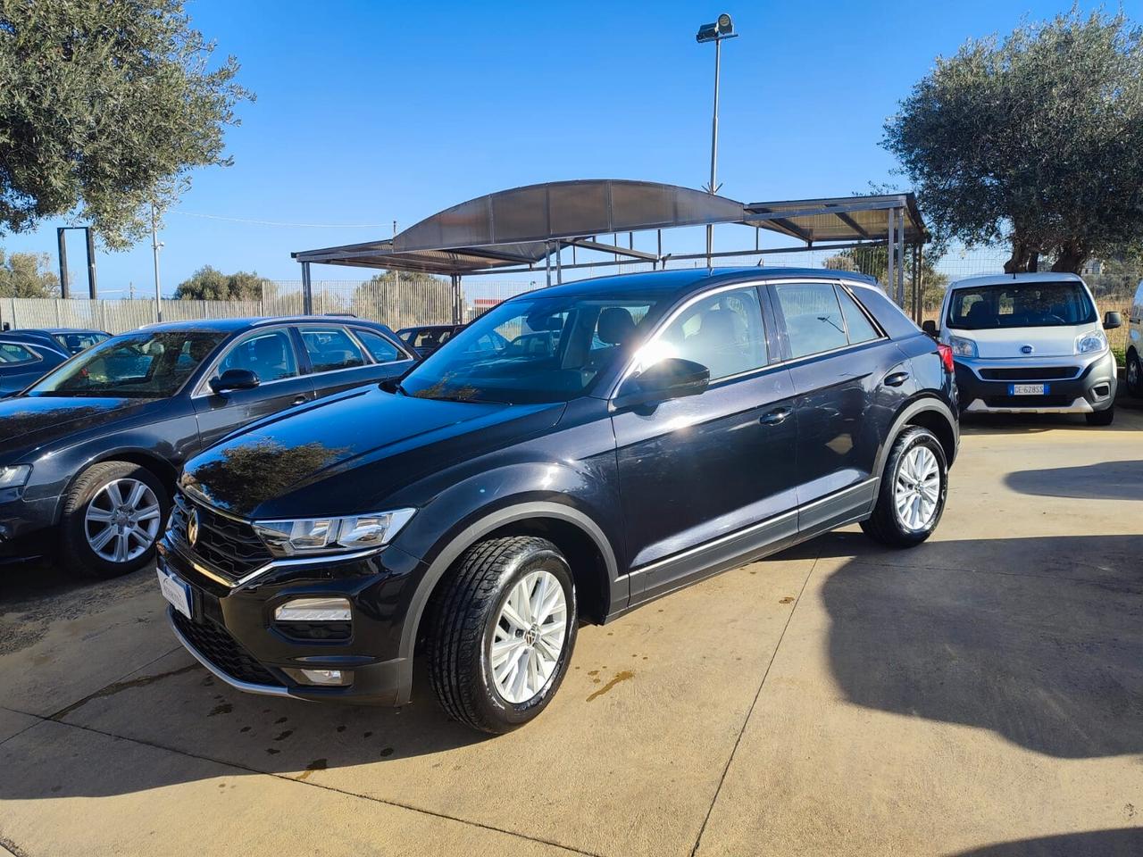 Volkswagen T-Roc 2.0 TDI 115 cv Business BlueMotion Technology