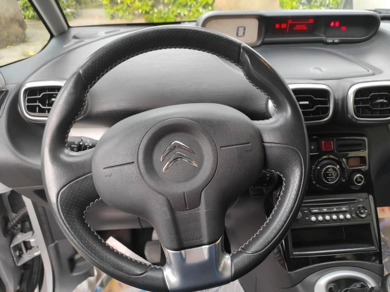 Citroen C3 Picasso 2015 1.6 hdi Excslusive
