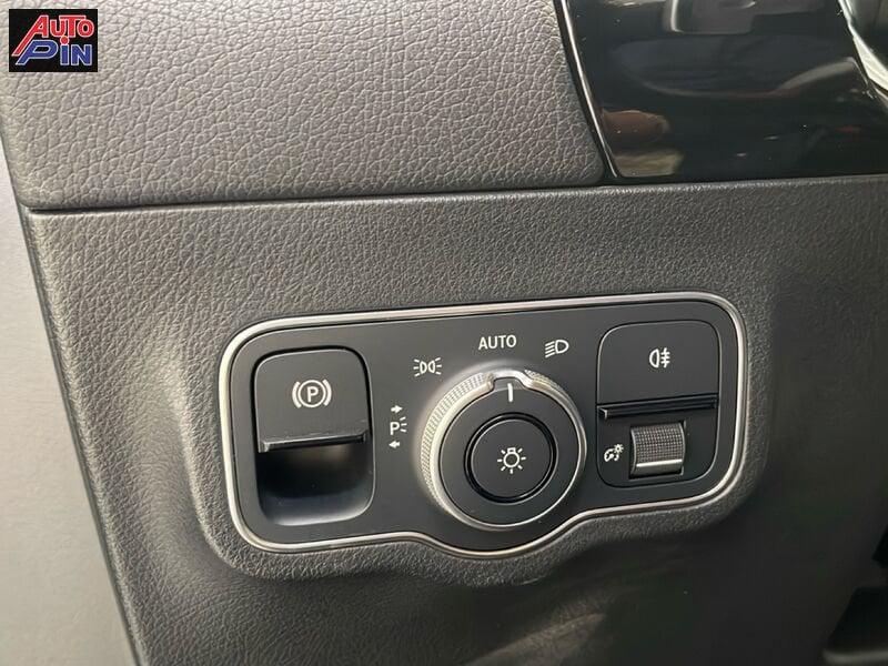 Mercedes-Benz GLA GLA 200 d Automatic Premium *Tetto Apribile*