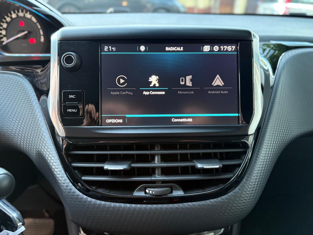 Peugeot 2008 BlueHDi 120 EAT6 Allure FULL/LED/NAV
