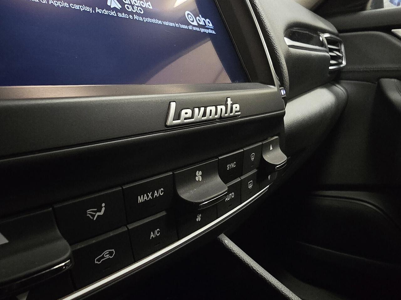Maserati Levante V6 Diesel 275 CV AWD FULL BLACK CERTIFICATA MASERATI!!! GARANZIA 12 MESI!!!