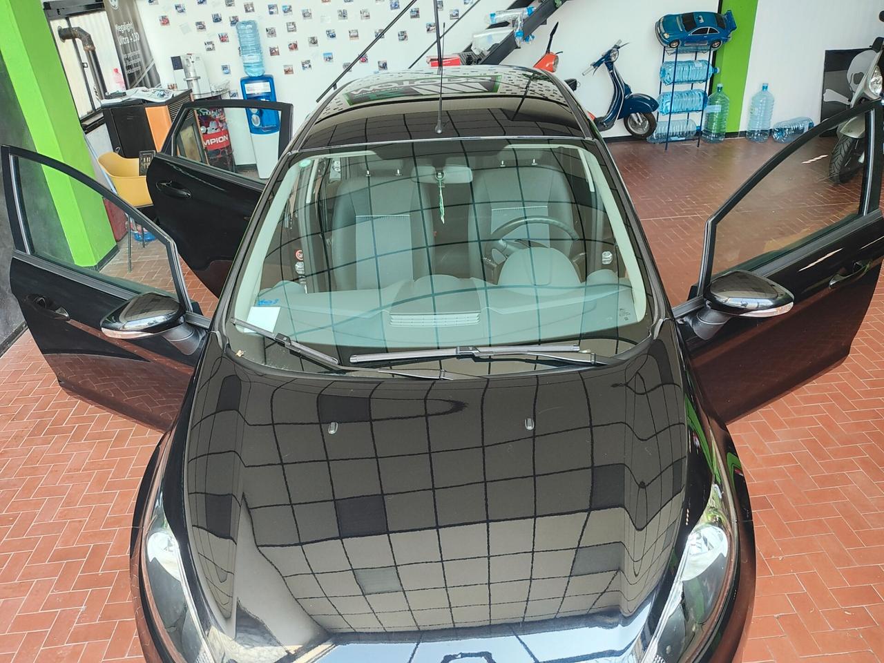 FORD FIESTA 23.000KM NEOPATENTATI