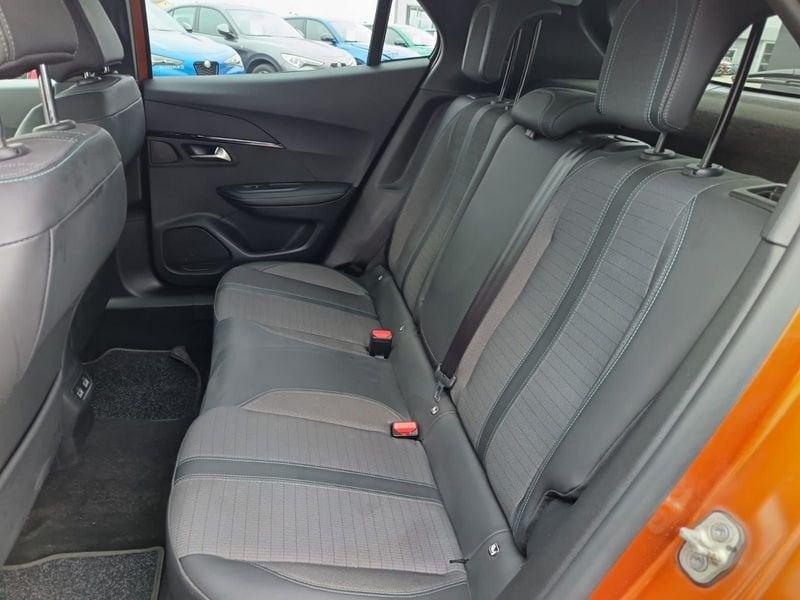 Peugeot 2008 BlueHDi 110 S&S Allure Pack