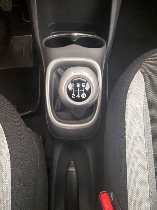 TOYOTA Aygo 1.0 VVT-i 69 CV 5 porte x-wave