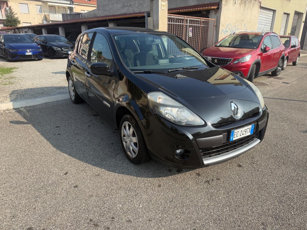 Renault Clio 1.2 16V 5 porte Luxe