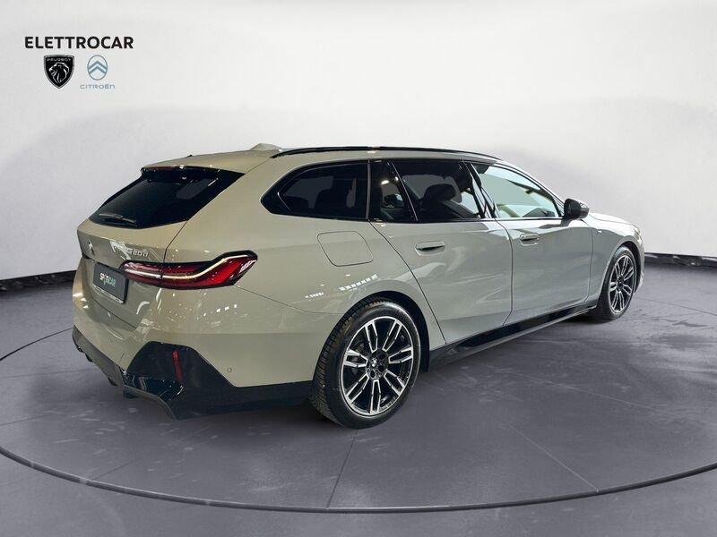 BMW Serie 5 520d 48V sDrive Touring Msport