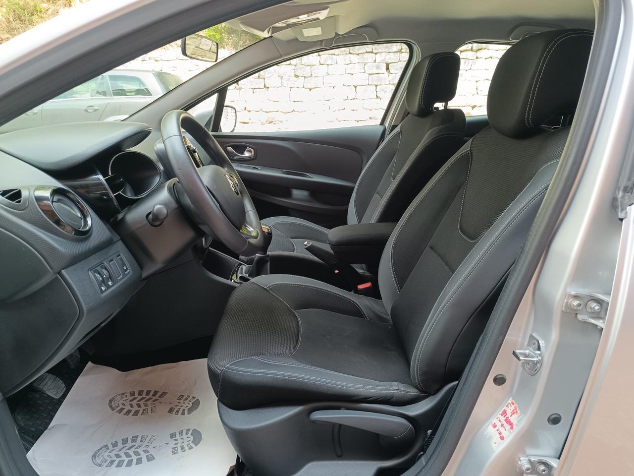 Renault Clio dCi 8V 75 CV 5 porte Moschino Zen