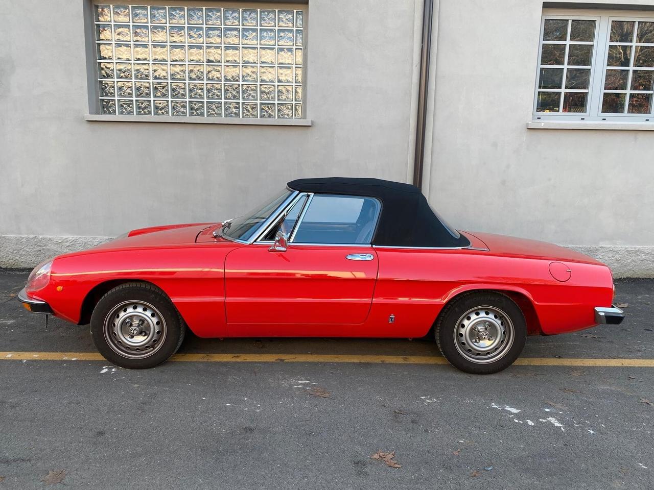 Alfa Romeo Spider 2.0 Veloce