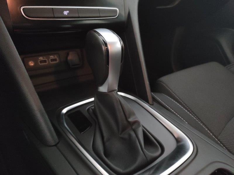 RENAULT Mégane 4ª serie - Mégane Sporter Blue dCi 115 CV EDC Equilibre