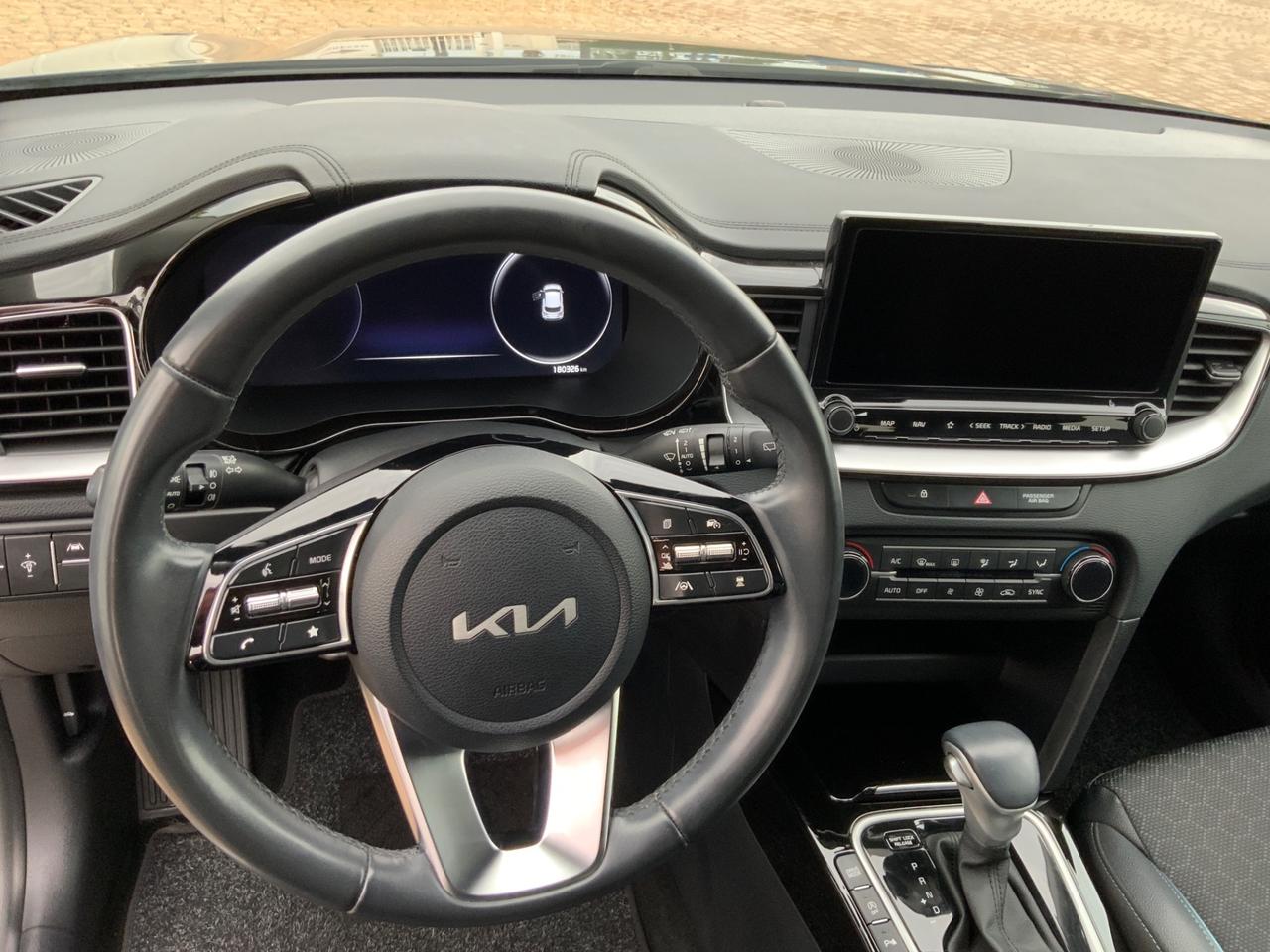 Kia XCeed 1.6 CRDi 136 CV MHEV DCT Business