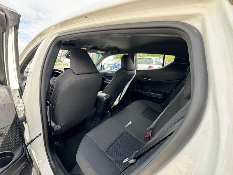 Toyota C-HR 1.8 Hybrid E-CVT Active
